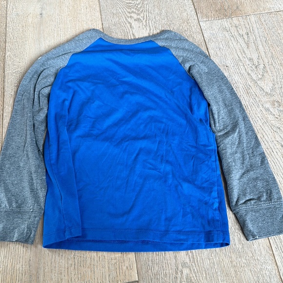 EUC Alien Reversible face from green to Black Long Sleeve T Boys size 8 soft - Picture 4 of 4